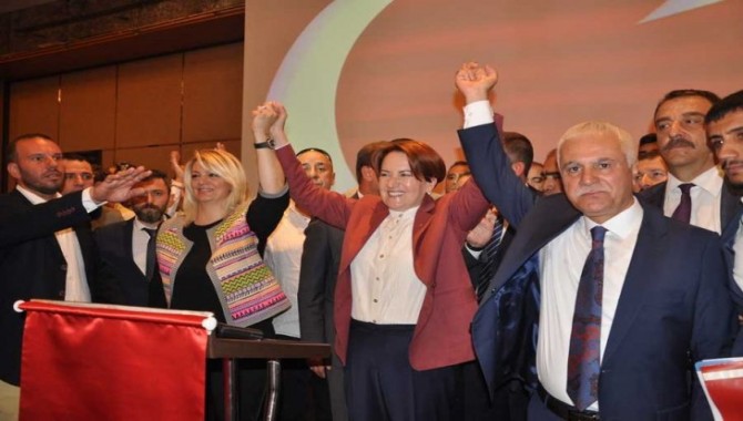 Akşener'in partisinin adı belli oldu: Merkez Demokrat Parti