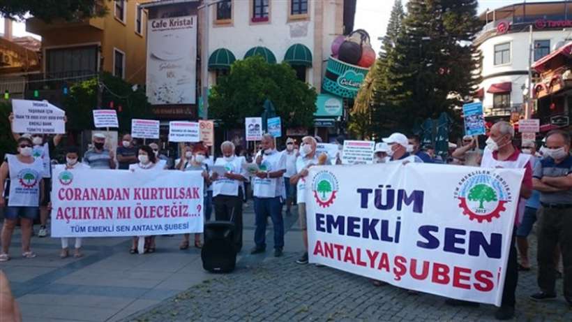 Ankara Valiliğinin talebiyle Tüm Emekli-Sen kapatıldı