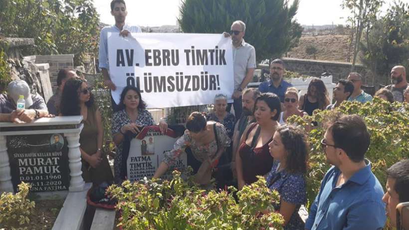 Av. Ebru Timtik mezarı başında anıldı