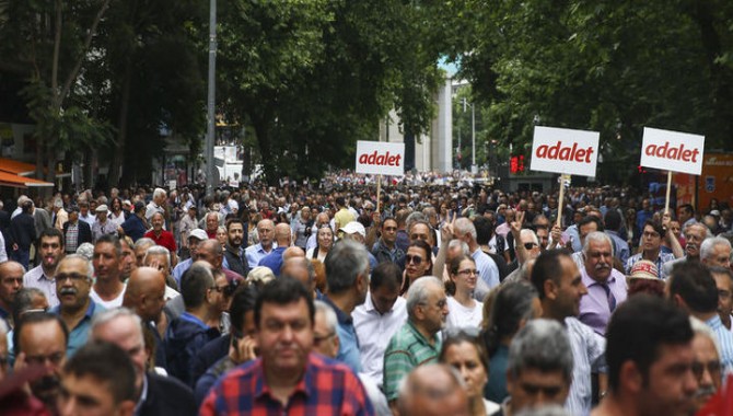 Dünya basını Adalet Yürüyüşü'nü nasıl gördü?