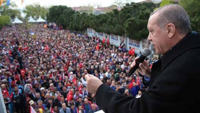 Erdoğan: George seni bir yere kadar saklar; FETO seni de getireceğiz