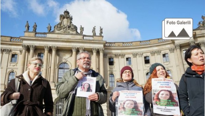 Hapis cezası alan Prof. Dr. Füsun Üstel için Berlin’de basın açıklaması