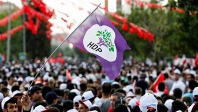 HDP'li 4 belediyeye kayyum atandı