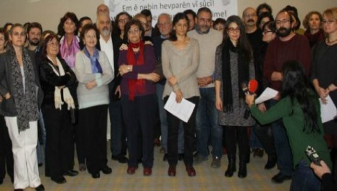 İhraç edilen Barış Akademisyenleri: "Yolumuzdan dönmeyiz"..."Bir gün geri döneceğiz"