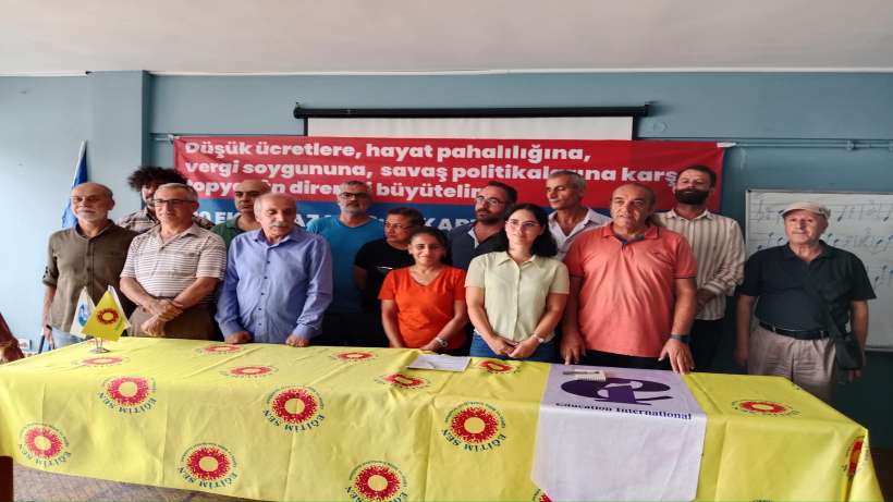 İşçi Emekçi Birliği ve bileşenlerinden sömürü ve savaş politikalarına karşı miting