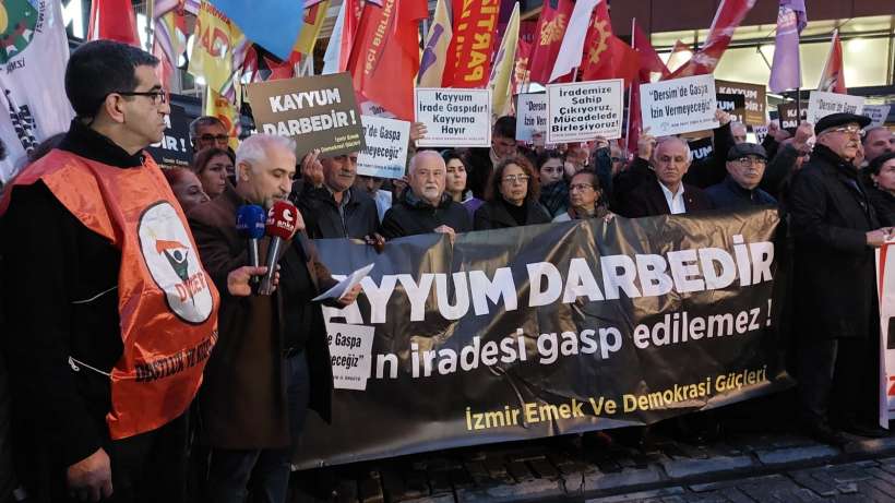 İzmir’de “Halkın seçilmiş temsilcileri görevlerine iade edilsin’çağrısı