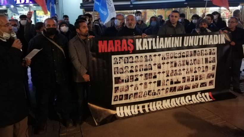 İzmirde protesto: Maraş katliamını unutmayacağız, affetmeyeceğiz