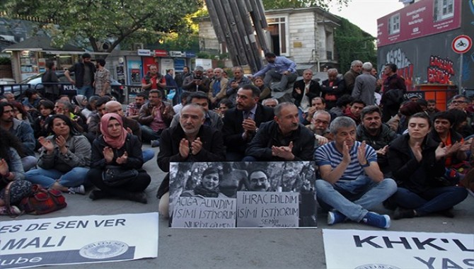 Kamu emekçileri Gülmen ve Özakça için eylemde