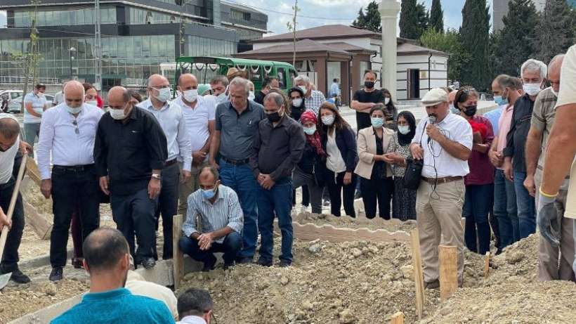 Mehmet Ali Çelebi Esenyurtta son yolculuğuna uğurlandı