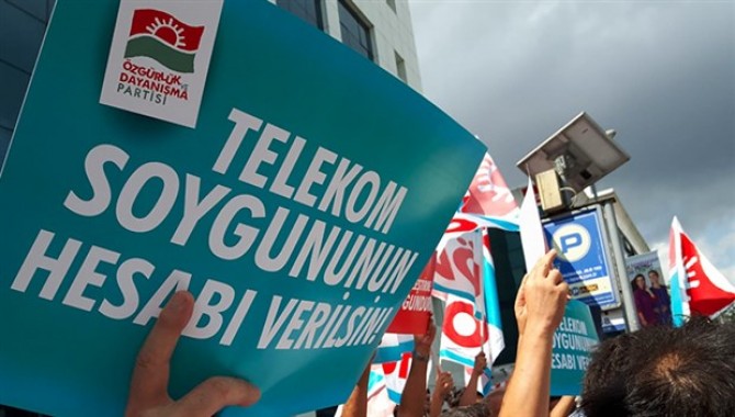 ÖDP’den Telekom soygununa karşı eylem