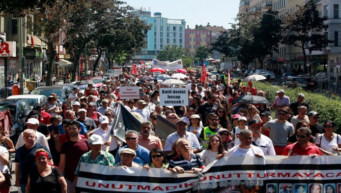 Sivas Katliamı Berlin‘de protesto edildi