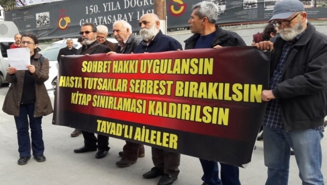 TAYAD'lı aileler: Tecrite son verilsin