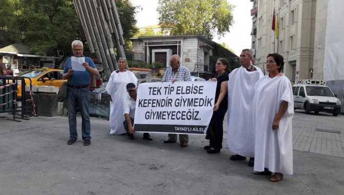 TAYAD'lı ailelerden hapishanelerdeki tek tip kıyafet eylemi