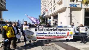 İzmir'de BES zamları protesto etti