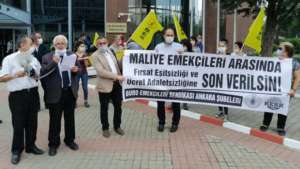 Maliye emekçileri ücret adaleti için eylem yaptı